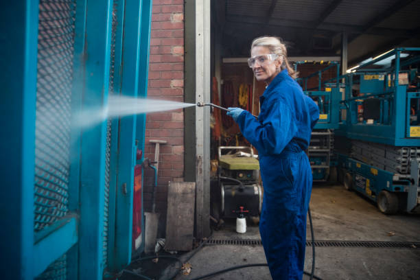 Best Best Pressure Washing Companies  in George West, TX