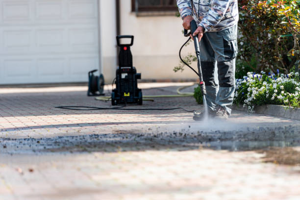 Best Commercial Pressure Washing  in George West, TX